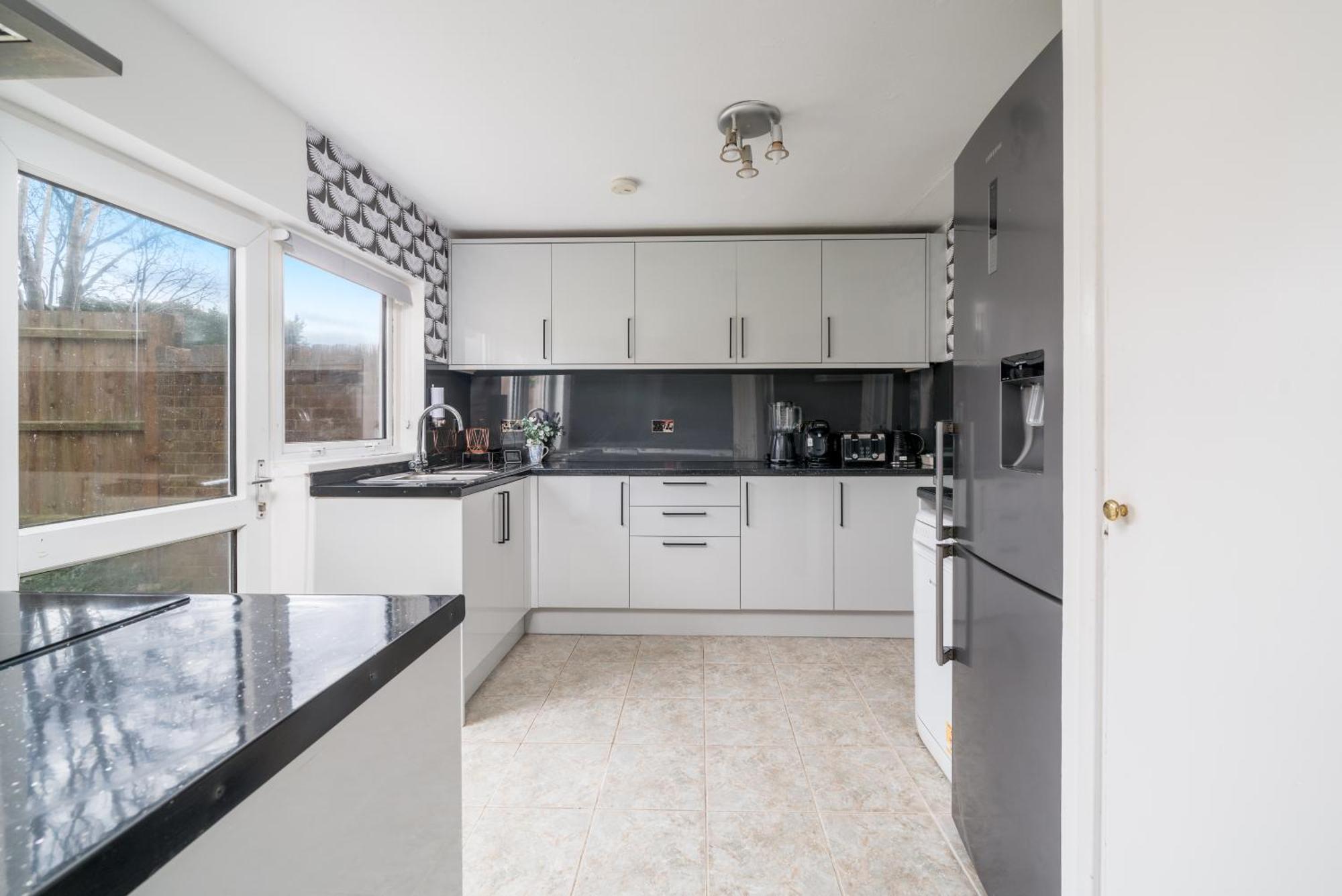 Apartamento Skyvillion-Stevenage Amazing 3Bed House, Garden, Free Off Street Parking For 2 Cars, Wifi Exterior foto